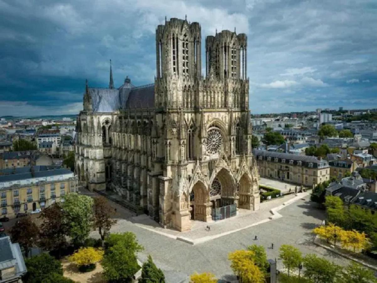 Appartement Lumineux Proche Cathedrale Реймс Екстериор снимка